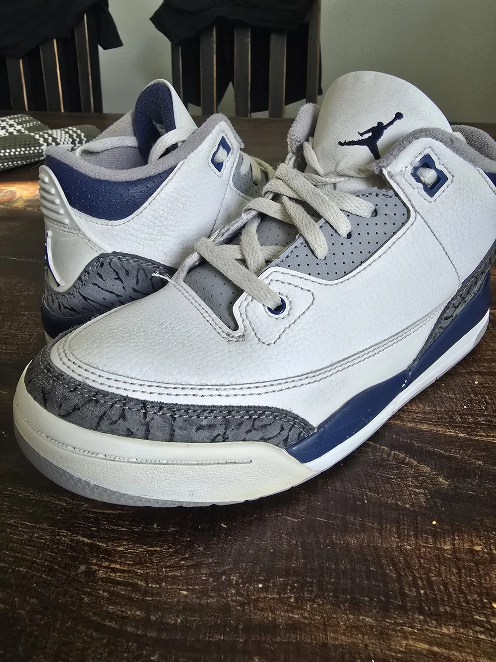 Jordan Kids White Navy Gray Retro Sneakers